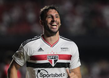 São Paulo F.C. – Calleri se torna terceiro maior artilheiro estrangeiro
