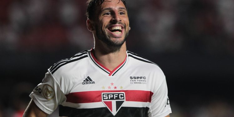 São Paulo F.C. – Calleri se torna terceiro maior artilheiro estrangeiro São Paulo F.C. – Calleri se torna terceiro maior artilheiro estrangeiro