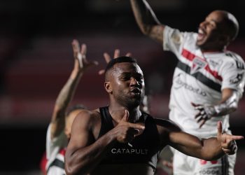 São Paulo F.C. – Nos acréscimos, Tricolor vence o Atlético-GO