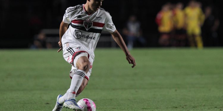 São Paulo F.C. – Moreira sofre lesão no joelho e será submetido a cirurgia