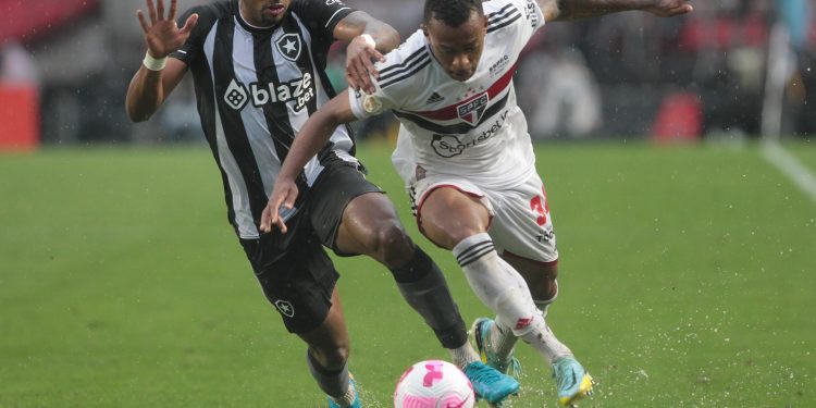 São Paulo F.C. – São Paulo é derrotado pelo Botafogo no Brasileirão São Paulo F.C. – São Paulo é derrotado pelo Botafogo no Brasileirão
