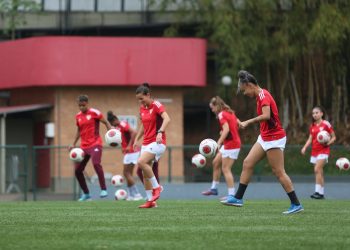 São Paulo F.C. – Equipe feminina se reapresenta e treina após período de férias