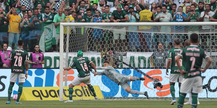 São Paulo F.C. – São Paulo empata com o Palmeiras pelo Brasileirão