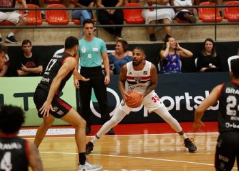 São Paulo F.C. – Na prorrogação, Basquete Tricolor derrota o Pato pelo NBB