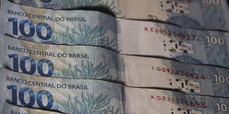 Projeção da inflação para 2022 varia de 5,60% para 5,61%