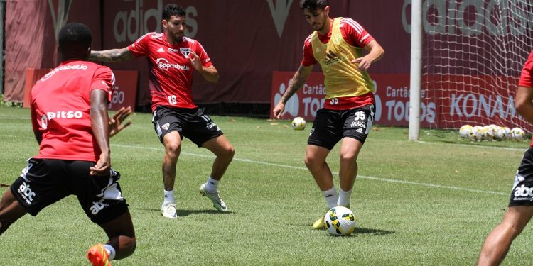 São Paulo F.C. – Elenco se reapresenta e treina de olho no Atlético-MG