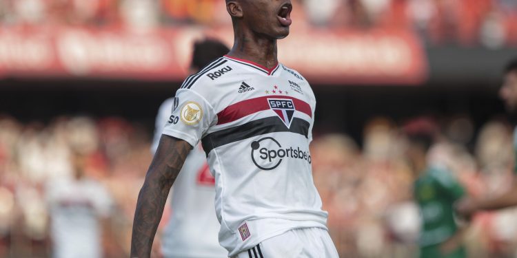 São Paulo F.C. – São Paulo estabelece recordes com convocação de Arboleda São Paulo F.C. – São Paulo estabelece recordes com convocação de Arboleda