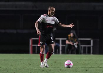 São Paulo F.C. – São Paulo renova com Rafinha