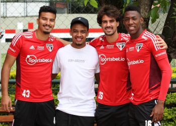 São Paulo F.C. – Com visita de Brenner, elenco se reapresenta no CT da Barra Funda