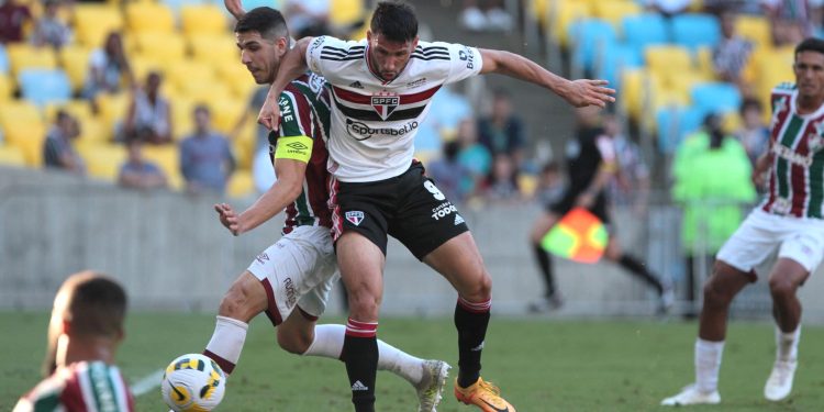 São Paulo F.C. – São Paulo é derrotado pelo Fluminense no Maracanã
