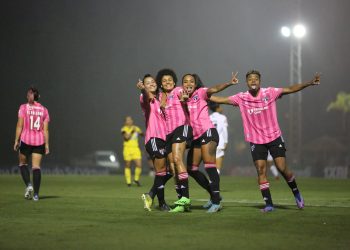 São Paulo F.C. – São Paulo goleia o EC São Bernardo e dorme na liderança do Paulista