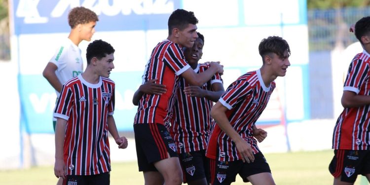 São Paulo F.C. – Sub-14 vence o Cuiabá e avança na Copa Umbro