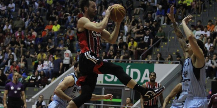 São Paulo F.C. – Com triplo-duplo de Elinho, Basquete Tricolor derrota o Caxias