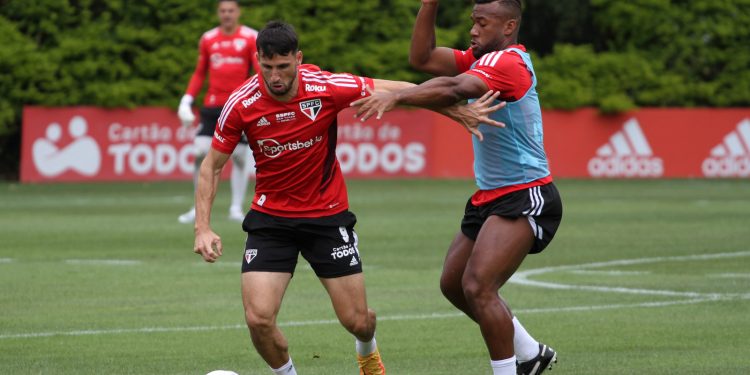 São Paulo F.C. – Elenco encerra a preparação para enfrentar o Fluminense São Paulo F.C. – Elenco encerra a preparação para enfrentar o Fluminense