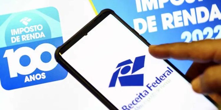 Receita paga lote residual de restituição do Imposto de Renda