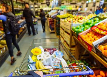 Frequência ideal de compras no supermercado pode gerar economia no orçamento familiar Frequência ideal de compras no supermercado pode gerar economia no orçamento familiar