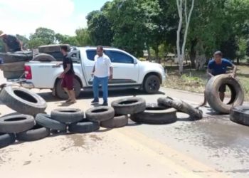 Bloqueios em rodovias de Rondônia continuam mesmo com determinação judicial