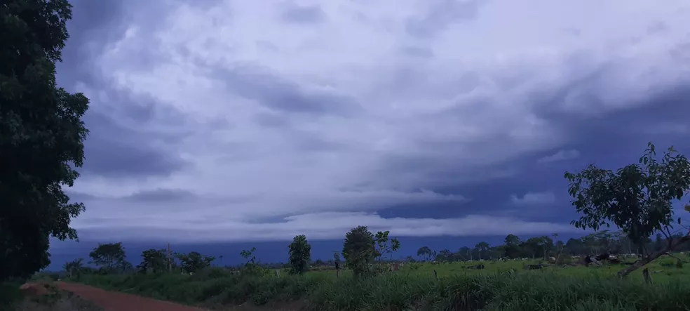 Frente fria inesperada chega a Rondônia trazendo temporais Frente fria inesperada chega a Rondônia trazendo temporais