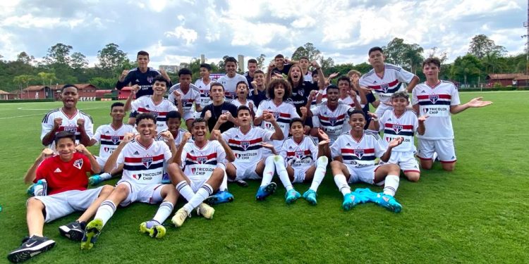 São Paulo F.C. – Sub-13 vence e está nas semifinais do Paulista São Paulo F.C. – Sub-13 vence e está nas semifinais do Paulista