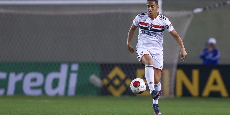 São Paulo F.C. – São Paulo renova com zagueira Mimi