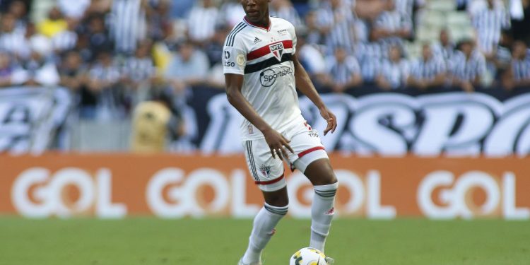 São Paulo F.C. – São Paulo define transferência de Léo para o Vasco da Gama