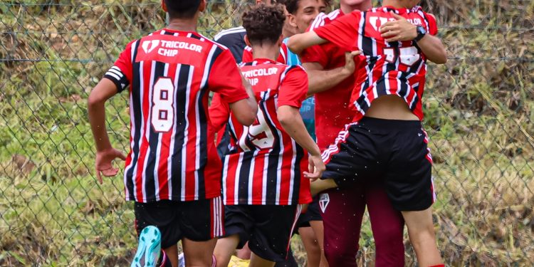 São Paulo F.C. – Sub-14 vence pela Copa Voltaço São Paulo F.C. – Sub-14 vence pela Copa Voltaço