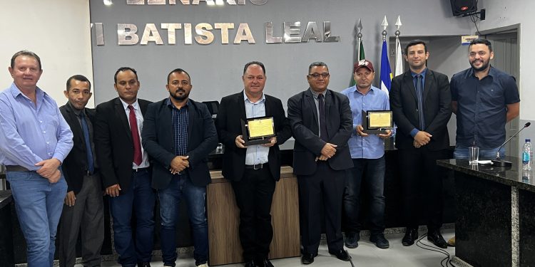 Deputado estadual eleito Pedro Fernandes é homenageado pela Câmara de Cujubim