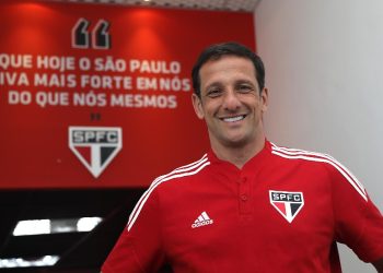 São Paulo F.C. – Belletti celebra estreia com vitória na Copinha e reencontro com a torcida tricolor