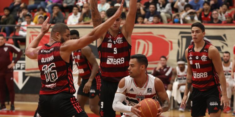 São Paulo F.C. – Basquete Tricolor luta até o fim, mas deixa a Copa Super 8 São Paulo F.C. – Basquete Tricolor luta até o fim, mas deixa a Copa Super 8