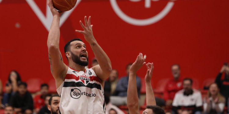 São Paulo F.C. – Fora de casa, Basquete Tricolor vence o Pato
