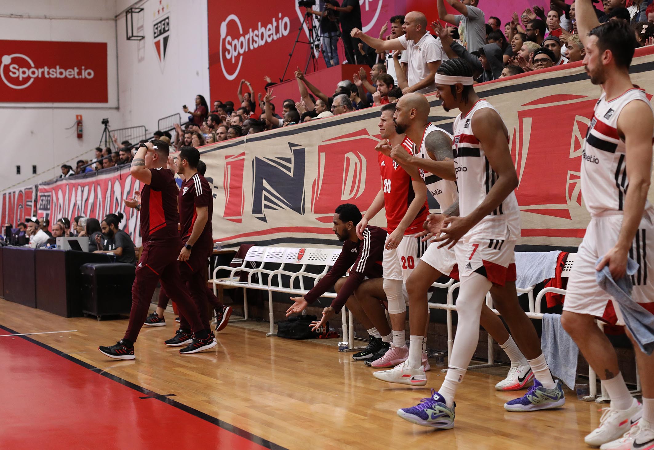 São Paulo Fc No Morumbi Basquete Tricolor Enfrenta O Rio Claro Pelo Nbb Folha Nobre 3882