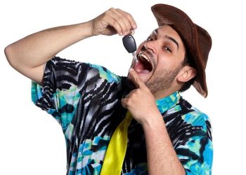 Sucesso no SBT, Matheus Ceará chega ao Arena Tatuapé Shows com nova comédia