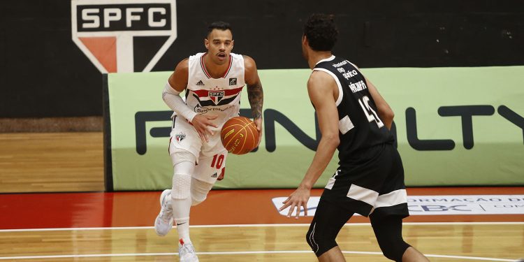 São Paulo F.C. – Antes de estreia na Super 8, Basquete Tricolor visita o Corinthians