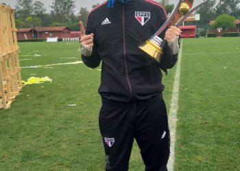 São Paulo F.C. – Douglas Matsumoto é o novo treinador da base feminina