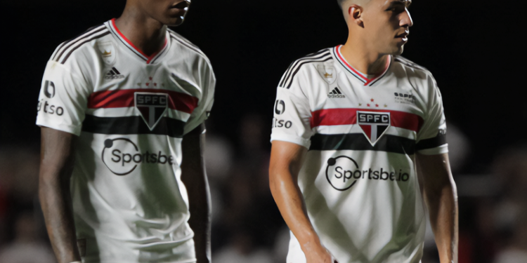 São Paulo F.C. – Arboleda e Ferraresi: primeira dupla de zaga estrangeira em 83 anos