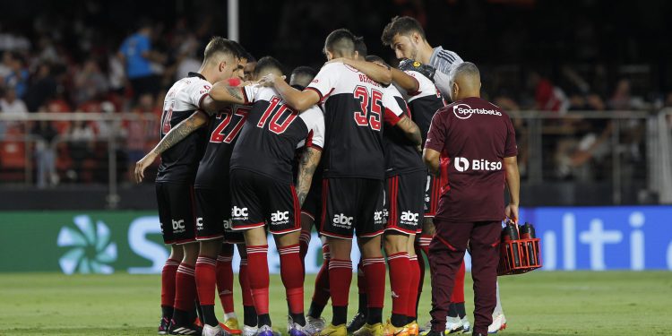 São Paulo F.C. – São Paulo perde para o São Bernardo pelo Paulista São Paulo F.C. – São Paulo perde para o São Bernardo pelo Paulista