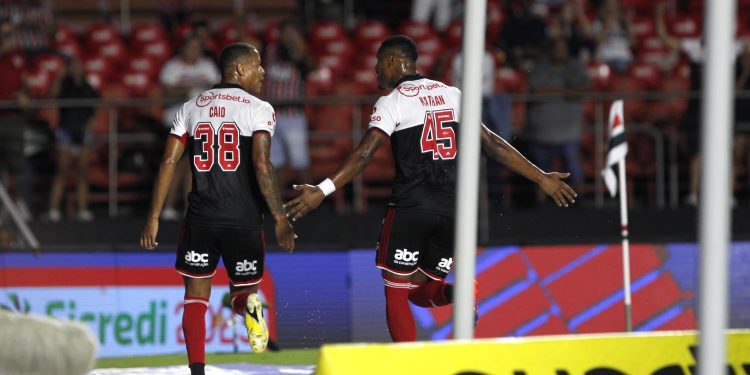 São Paulo F.C. – Caio celebra primeiro gol pelo Tricolor: “Felicidade enorme” São Paulo F.C. – Caio celebra primeiro gol pelo Tricolor: “Felicidade enorme”