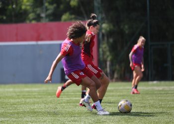 São Paulo F.C. – Elenco feminino se reapresenta e treina após jogo-treino