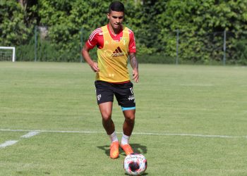 São Paulo F.C. – Nestor treina com o elenco
