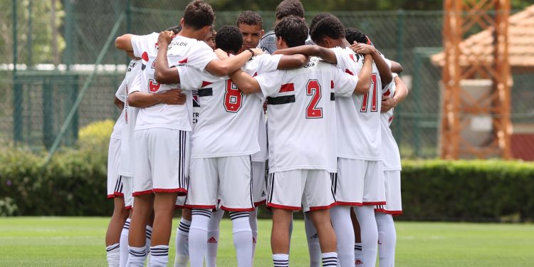São Paulo F.C. – Representado por duas equipes, Tricolor começa disputa da FAM Cup São Paulo F.C. – Representado por duas equipes, Tricolor começa disputa da FAM Cup