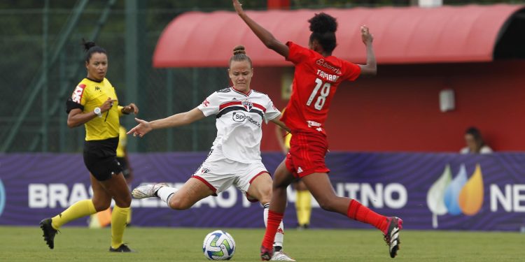 São Paulo F.C. – Pelo Brasileiro Feminino, São Paulo empata com o Internacional