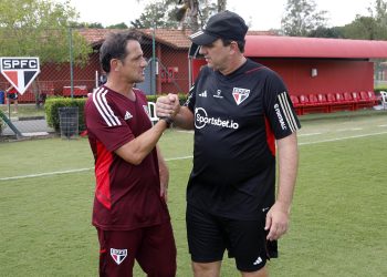 São Paulo F.C. – Elenco principal treina em Cotia