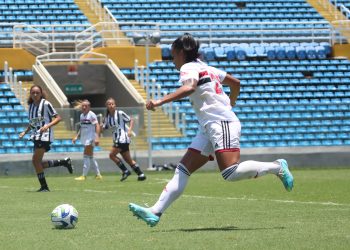 São Paulo F.C. – Vivian: “Quero marcar meu nome no clube e dedicação não vai faltar”