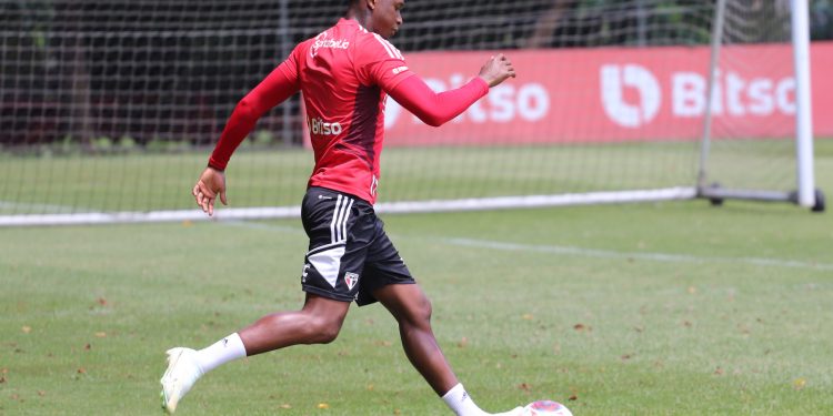 São Paulo F.C. – Orejuela retorna aos trabalhos com o grupo