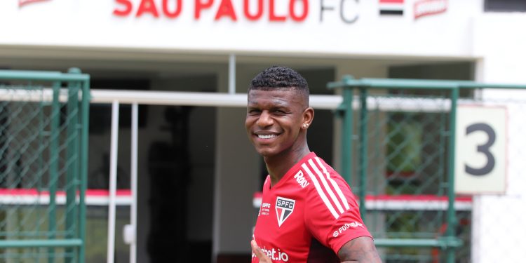 São Paulo F.C. – Arboleda inicia transição com a preparação física São Paulo F.C. – Arboleda inicia transição com a preparação física