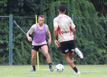 São Paulo F.C. – Calleri inicia transição e Rafinha treina com o grupo