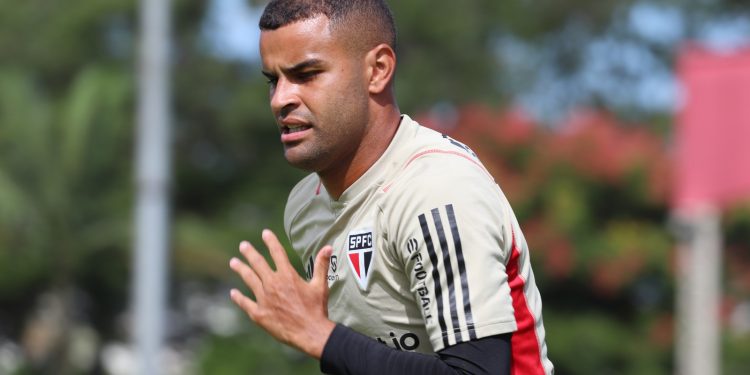 São Paulo F.C. – Elenco faz mais um treino com foco na sequência da temporada São Paulo F.C. – Elenco faz mais um treino com foco na sequência da temporada