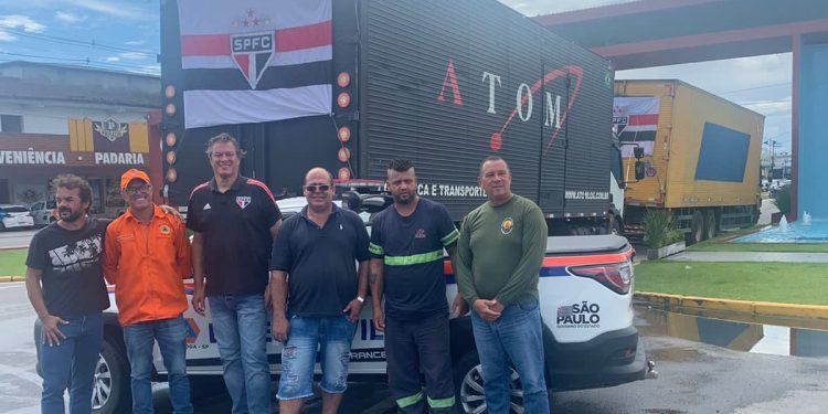 São Paulo F.C. – São Paulo FC entrega 114 toneladas de doações ao Litoral Norte de SP São Paulo F.C. – São Paulo FC entrega 114 toneladas de doações ao Litoral Norte de SP