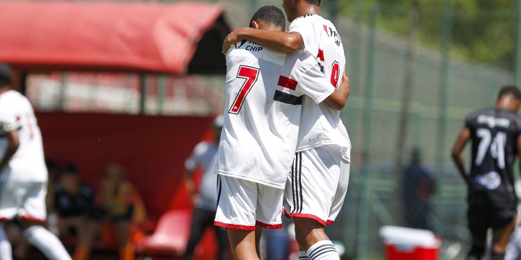 São Paulo F.C. – Tricolor soma mais duas goleadas na Copa Buh São Paulo F.C. – Tricolor soma mais duas goleadas na Copa Buh