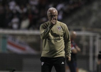 São Paulo F.C. – Dorival Júnior: “Fizemos uma equipe com muita vibração, determinada” São Paulo F.C. – Dorival Júnior: “Fizemos uma equipe com muita vibração, determinada”